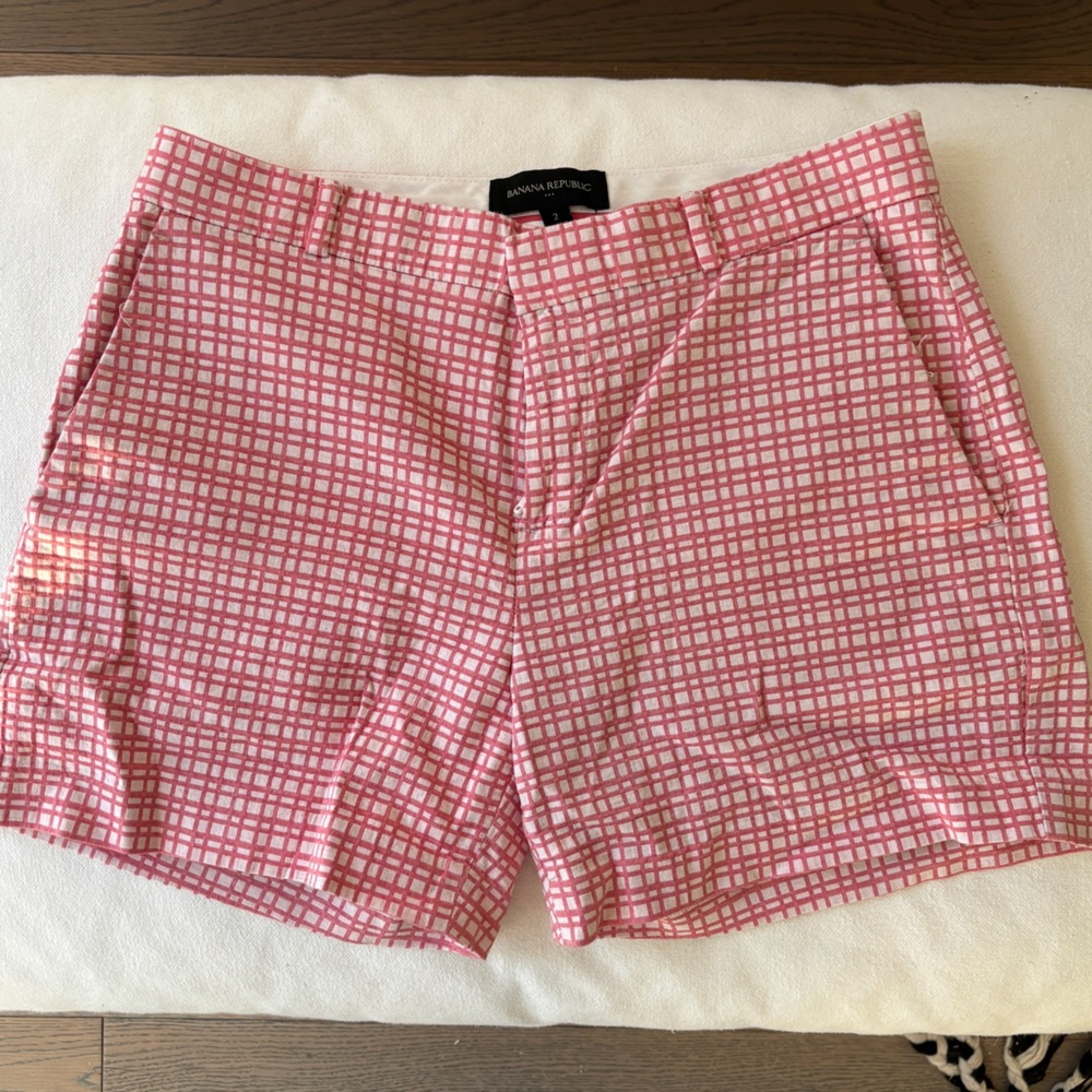 Banana Republic Plaid Pattern Shorts